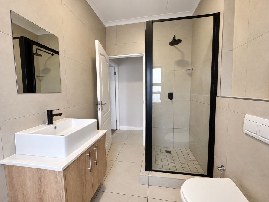 To Let 3 Bedroom Property for Rent in Sandown Western Cape
